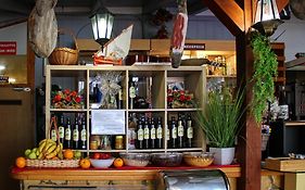 Visovac Rooms And Breakfast